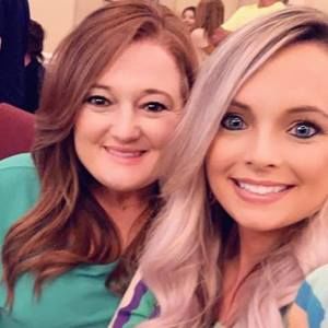 Meet your Posher, Tina